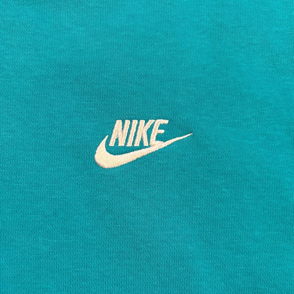 Nike Men's Blue Hoodie Sweater - Picture 2 of 7